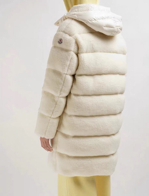 Moncler Down Jacket Wmns ID:20221026-80